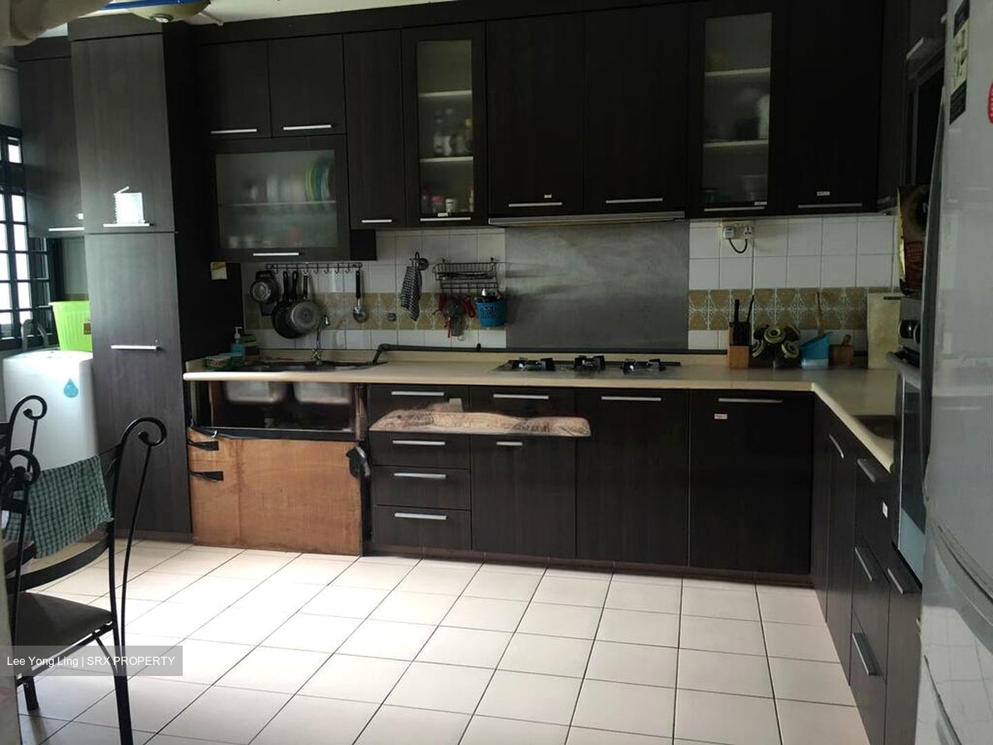 Blk 831 Jurong West Street 81 (Jurong West), HDB Executive #574020831